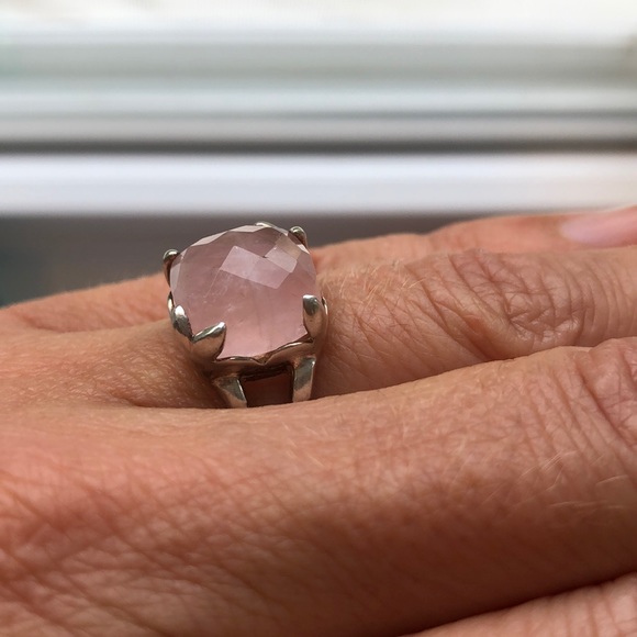 Sterling Silver ring with large rose quartz stone - Picture 3 of 7